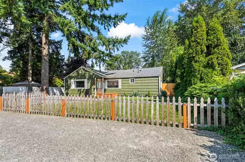 8859 S D St, Tacoma, WA 98444