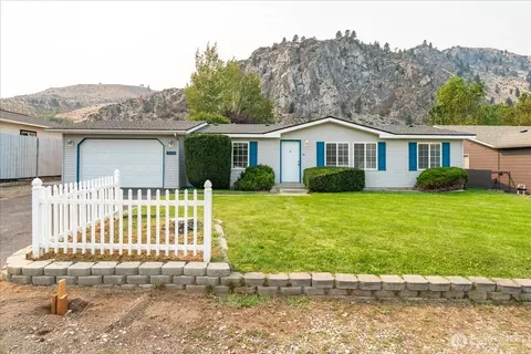 14904 Golden Delicious St, Entiat, WA 98822