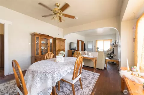 Dining - 1111 Maple St, Everett, WA 98201 photo 2 of 3