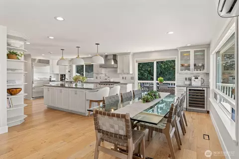 Dining - 5152 Sound Ave, Everett, WA 98203 photo 1 of 2