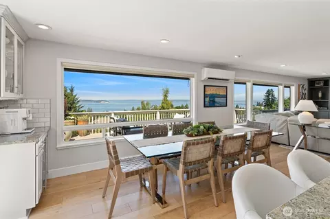 Dining - 5152 Sound Ave, Everett, WA 98203 photo 2 of 2
