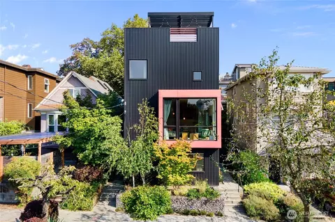 716 16th Ave #C, Seattle, WA 98122