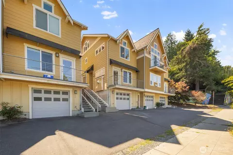 21 W Florentia St, Seattle, WA 98119