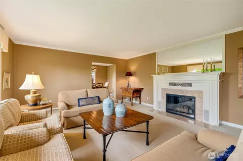 Living - 811 Rucker Ave, Everett, WA 98201 photo 1 of 4