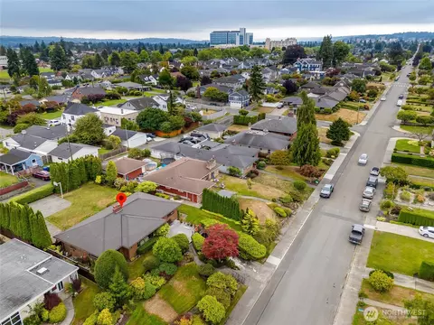 View/Area - 811 Rucker Ave, Everett, WA 98201 photo 5 of 6