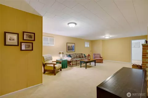 Living - 811 Rucker Ave, Everett, WA 98201 photo 3 of 4