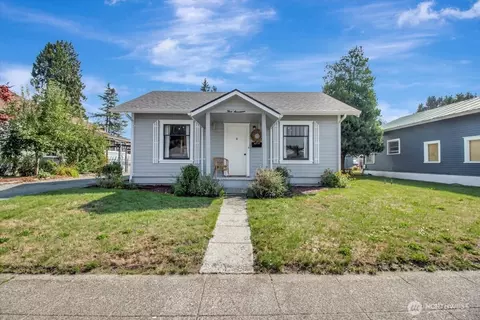 317 S Olympic Ave, Arlington, WA 98223