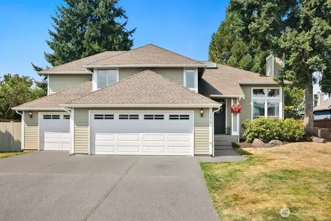 10818 52nd Pl W, Mukilteo, WA 98275