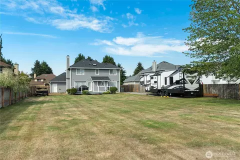 14410 144th St E, Orting, WA 98360