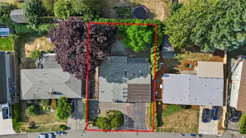 16019 SE 9th St, Bellevue, WA 98008