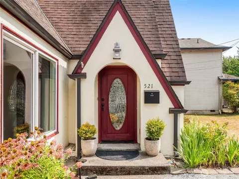 521 E Gilman Ave, Arlington, WA 98223