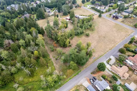 11919 8th St E, Edgewood, WA 98372 photo 5