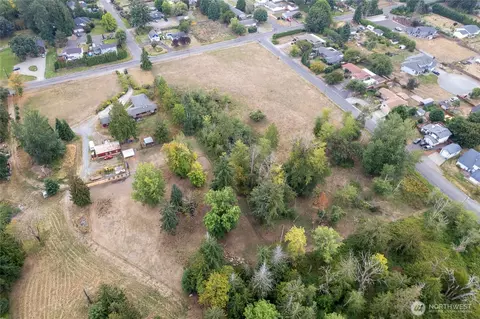 11919 8th St E, Edgewood, WA 98372 photo 9