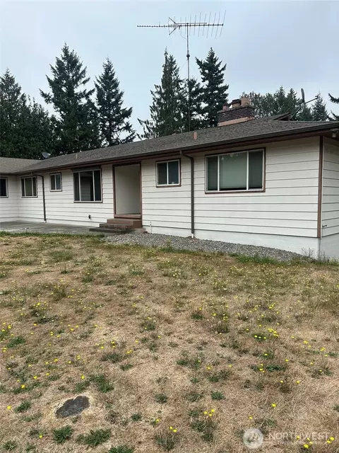 19819 SE 404th St, Enumclaw, WA 98022