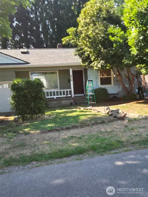 909 Garrison St NE, Olympia, WA 98506
