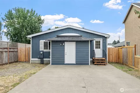 412 N 2nd Ave S, Algona, WA 98001