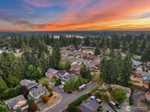10812 25th Dr SE, Everett, WA 98208 photo 2