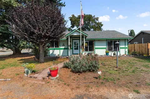 3427 Melody Ct, Centralia, WA 98531