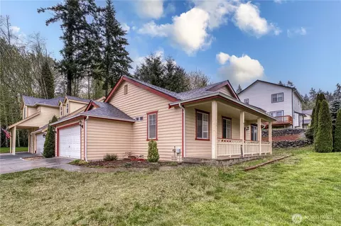 7064 Engine Ln NE, Bremerton, WA 98311