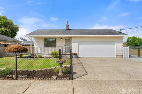 235 N Rainier St, Buckley, WA 98321