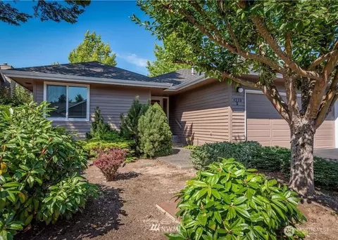 4220 Village Dr #B, Bellingham, WA 98226