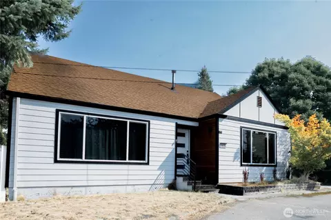18830 108th Ave SE, Renton, WA 98055
