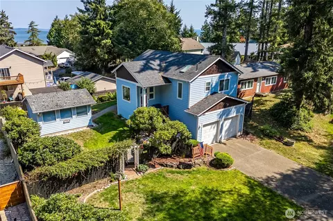 762 Evergreen Ave SE, Ocean Shores, WA 98569
