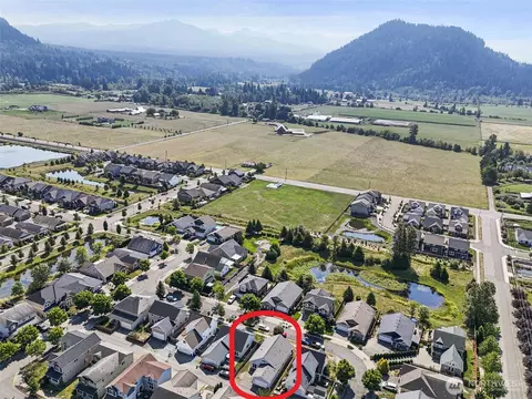 View/Area - 221 Riggs Dr E, Enumclaw, WA 98022 photo 4 of 4