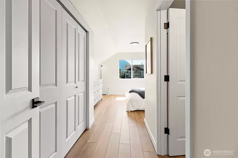 Entry Way - 221 Riggs Dr E, Enumclaw, WA 98022 photo 1 of 1