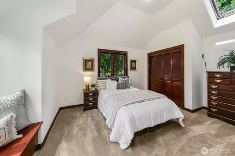 Bedroom - 21031 49th Ave SE, Bothell, WA 98021 photo 5 of 5