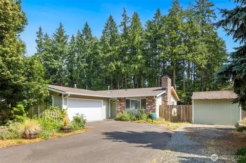 2510 Greenlawn St SE, Lacey, WA 98503
