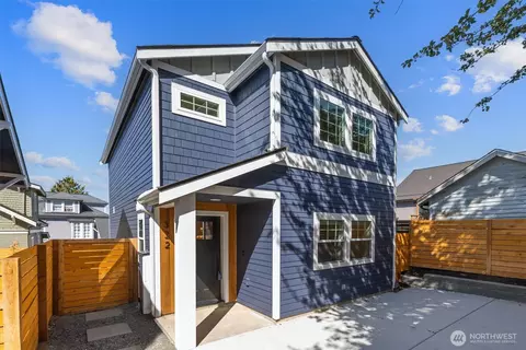 320 NW B Nw 51 St, Seattle, WA 98107