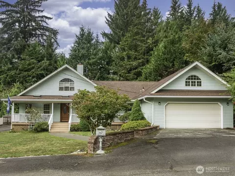 621 N 6th St, Montesano, WA 98563