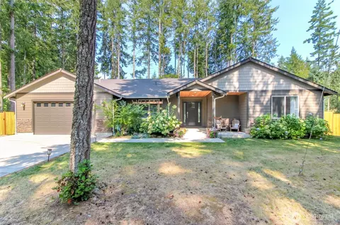 19211 Patterson Rd E, Orting, WA 98360