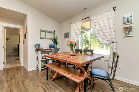 Dining - 19211 Patterson Rd E, Orting, WA 98360 photo 1 of 3