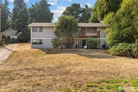 1630 1632 Colchester Dr E, Port Orchard, WA 98366