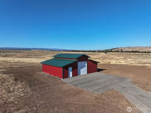 17 Lightning Ln, Goldendale, WA 98620