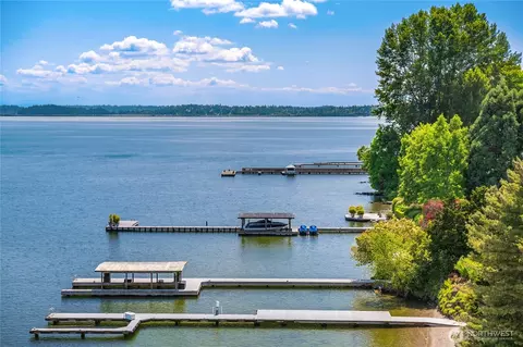 View/Area - 1620 43rd Ave E #5B, Seattle, WA 98112 photo 1 of 6
