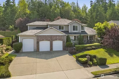 1803 Brookmonte Dr SE, Puyallup, WA 98372
