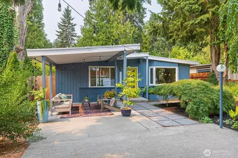 11035 31st Ave NE, Seattle, WA 98125