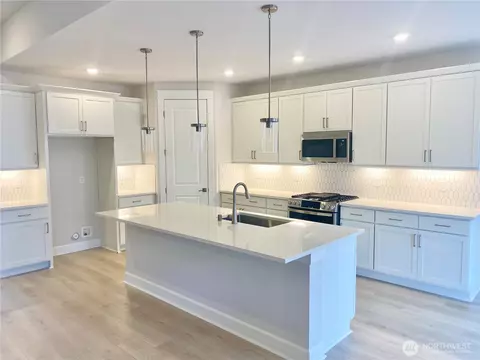 2526 Acer Loop SE, Lacey, WA 98513 photo 2
