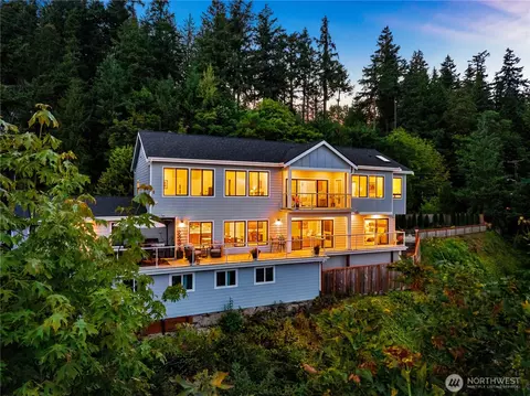 670 W Lake Sammamish Pkwy NE, Bellevue, WA 98008