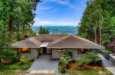5830 302nd Ave NE, Carnation, WA 98014