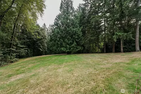 186 SE Nn Se 216th St, Renton, WA 98058