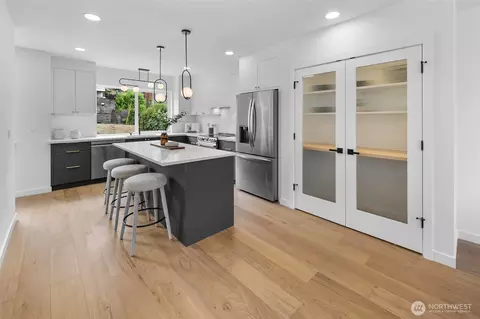 Kitchen - 3424 20th Ave S, Seattle, WA 98144 photo 4 of 5