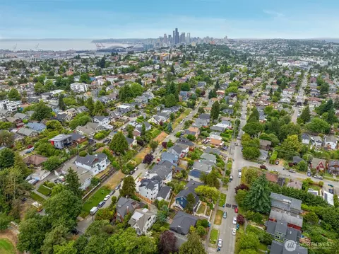 View/Area - 3424 20th Ave S, Seattle, WA 98144 photo 6 of 6