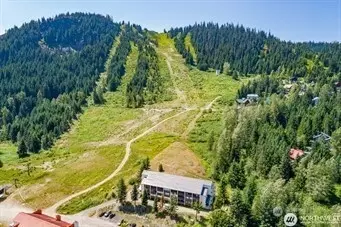 223 Hyak Dr E #637, Snoqualmie Pass, WA 98068