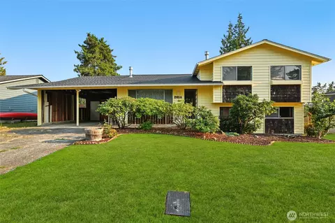 2614 E Crestline, Bellingham, WA 98226