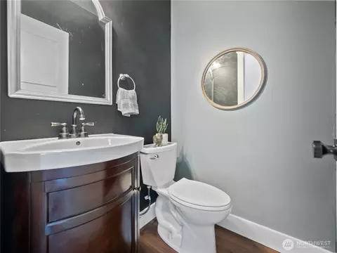 Bath - 1637 Marion St, Enumclaw, WA 98022 photo 1 of 4