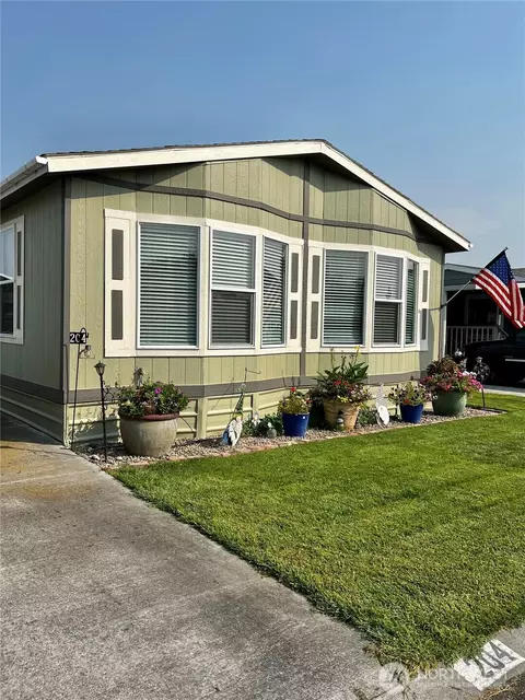2240 W Broadway Ave #204, Moses Lake, WA 98837